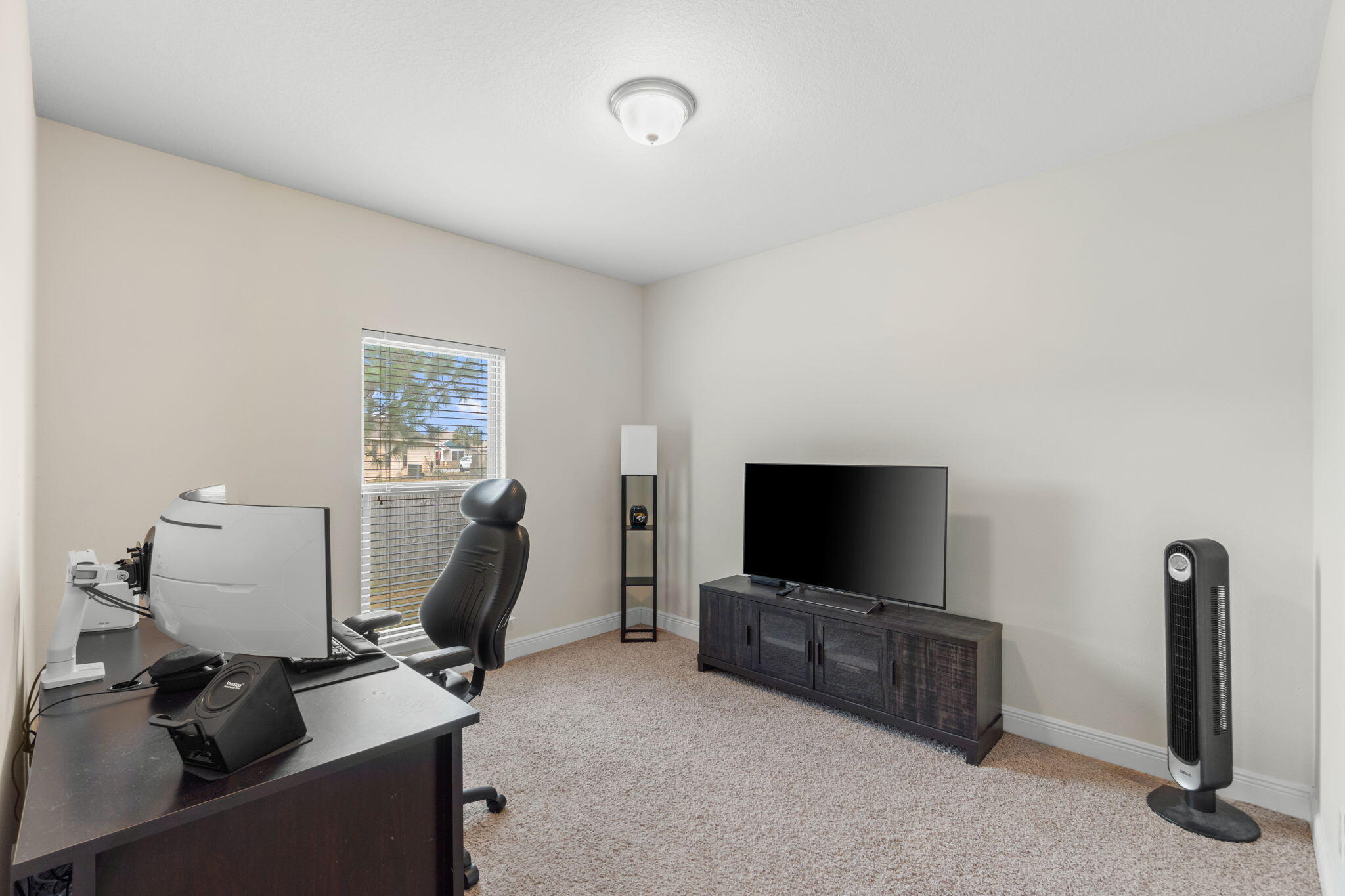 2548 Bluewater Drive