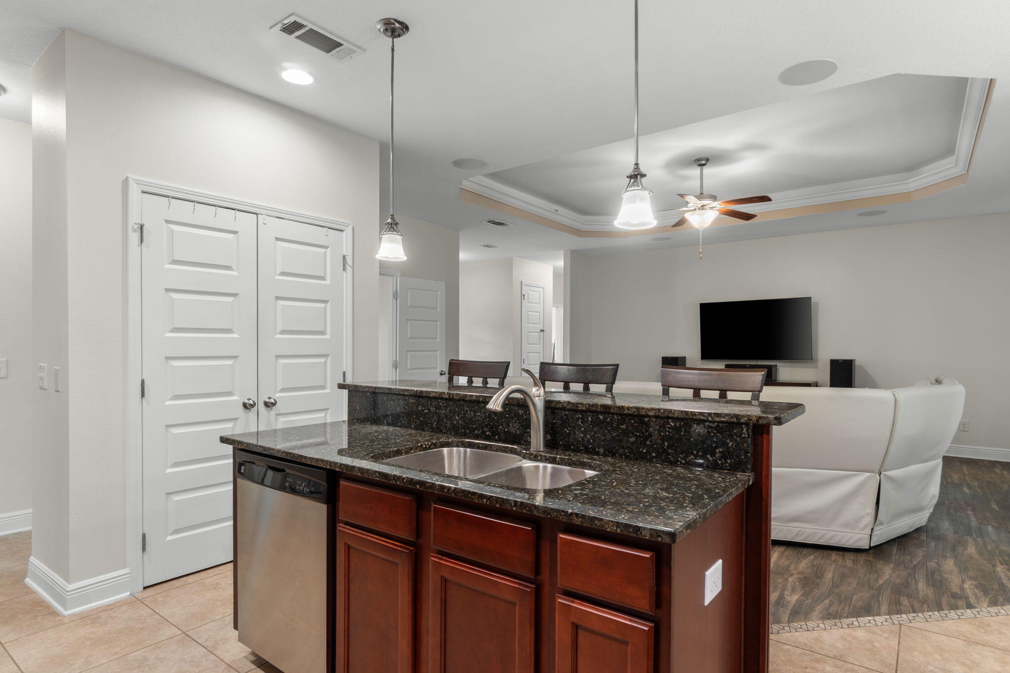 2548 Bluewater Drive