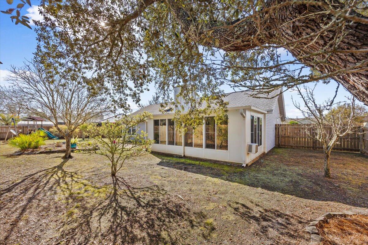 1051 Boulevard De La Parisienne