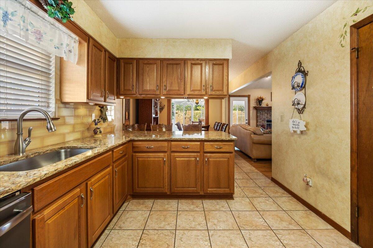 1051 Boulevard De La Parisienne