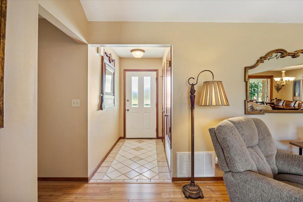 1051 Boulevard De La Parisienne