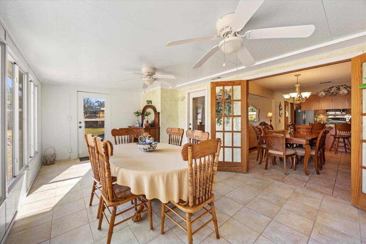 1051 Boulevard De La Parisienne