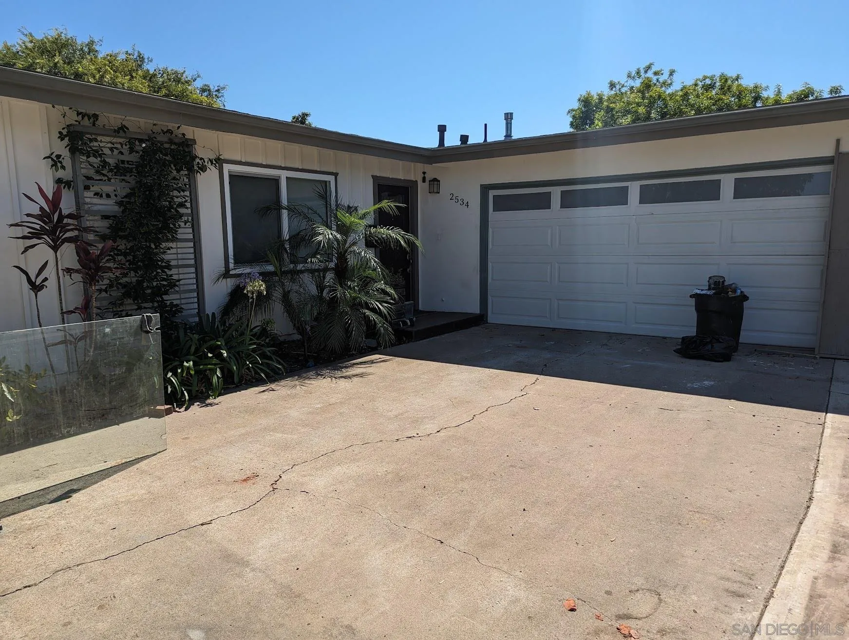 2534 Pheasant Dr