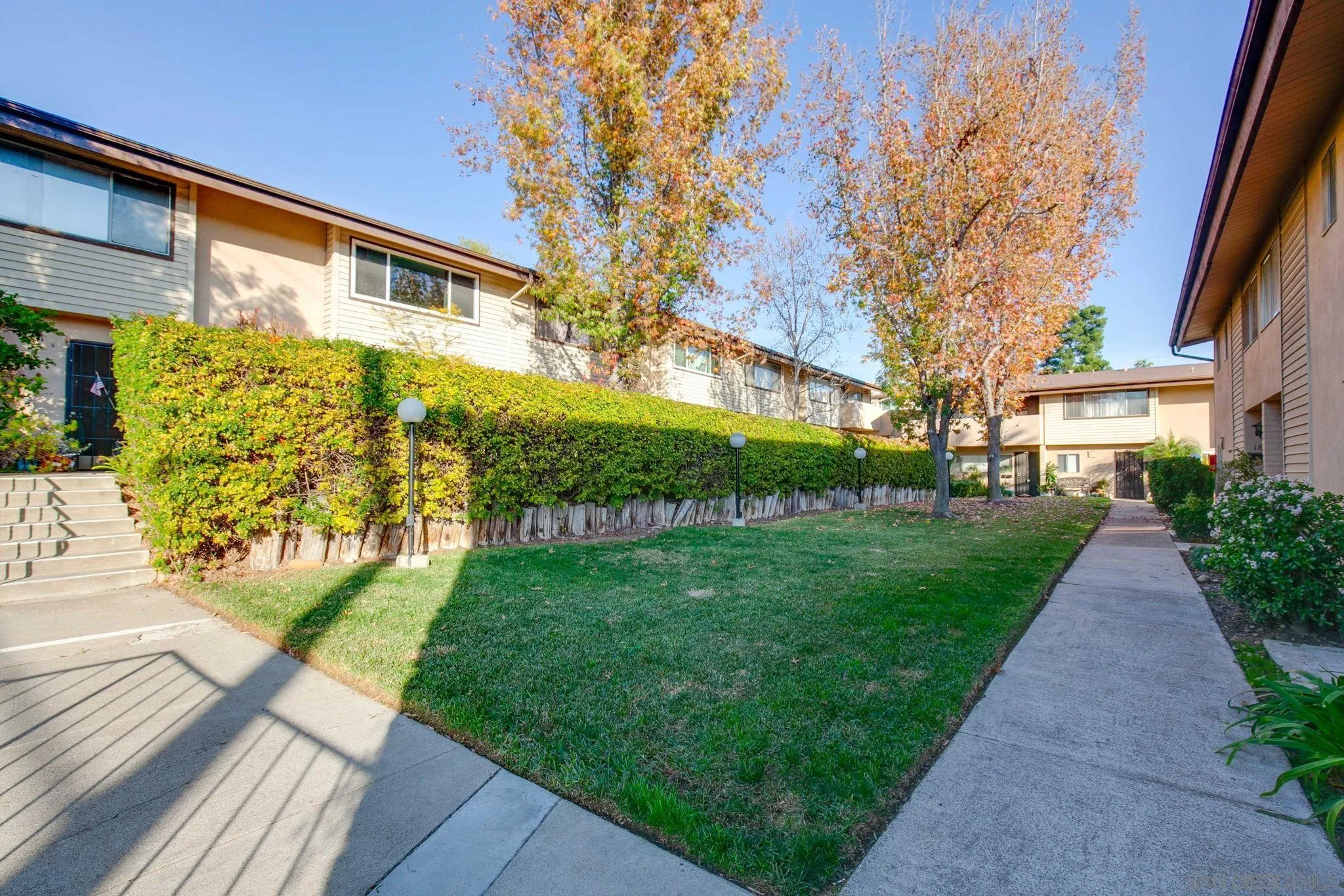 5931 Howell Dr Unit 25