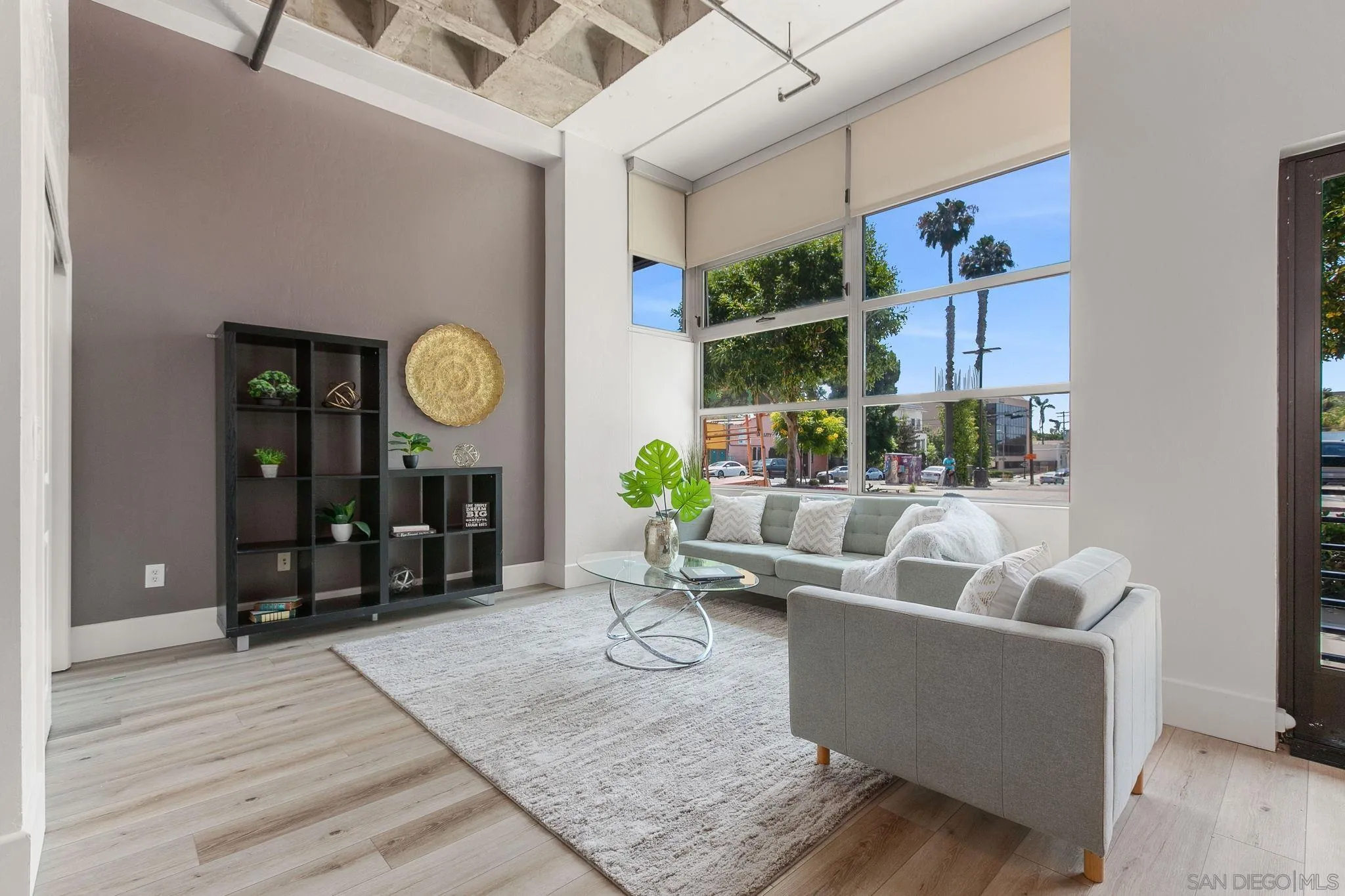 3211 5th Ave Unit 101