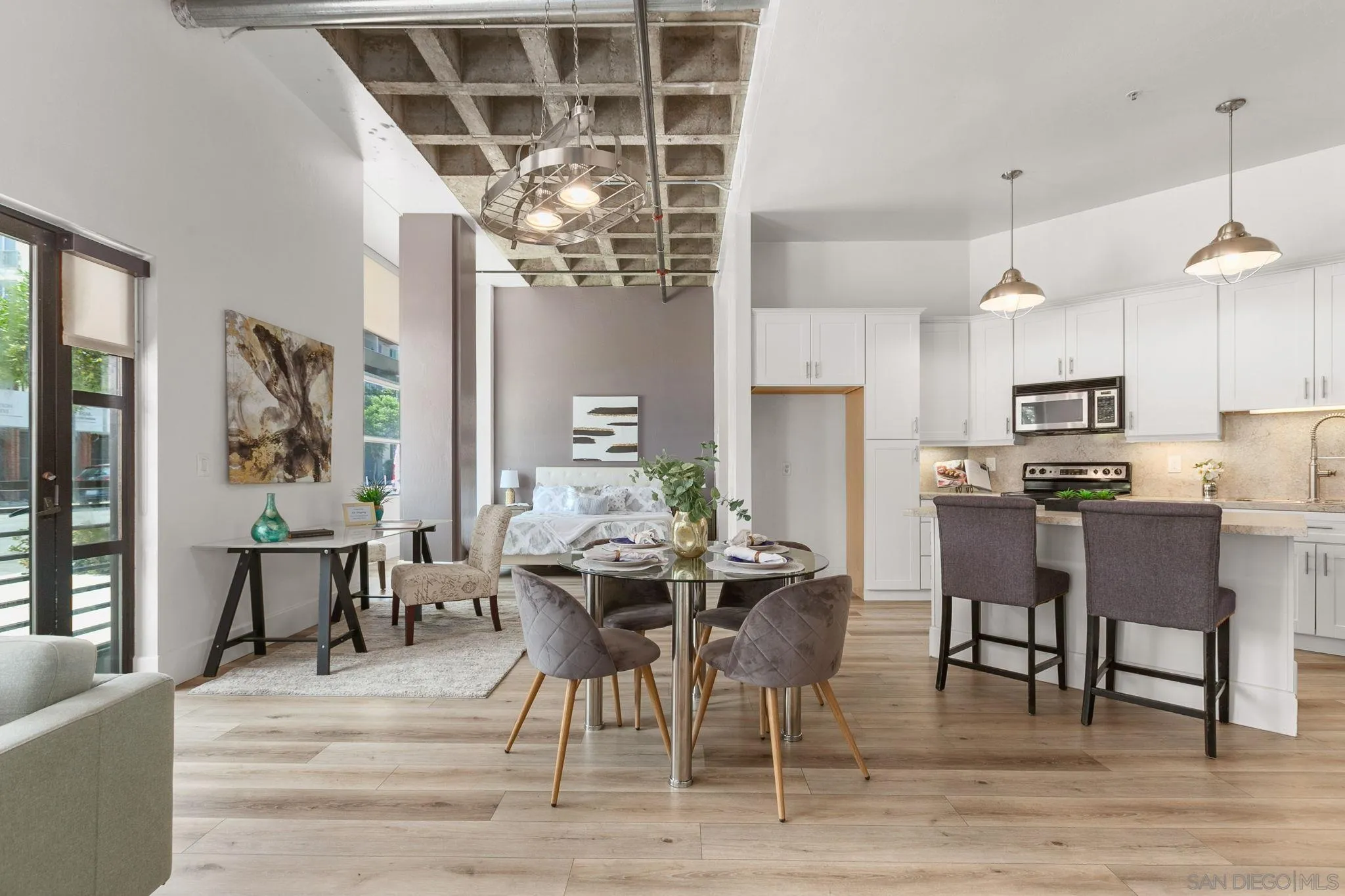 3211 5th Ave Unit 101