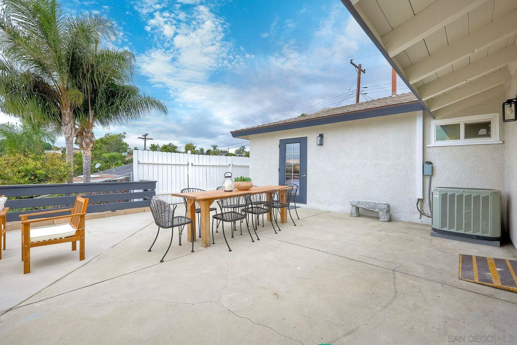 9709 Ramo Rd