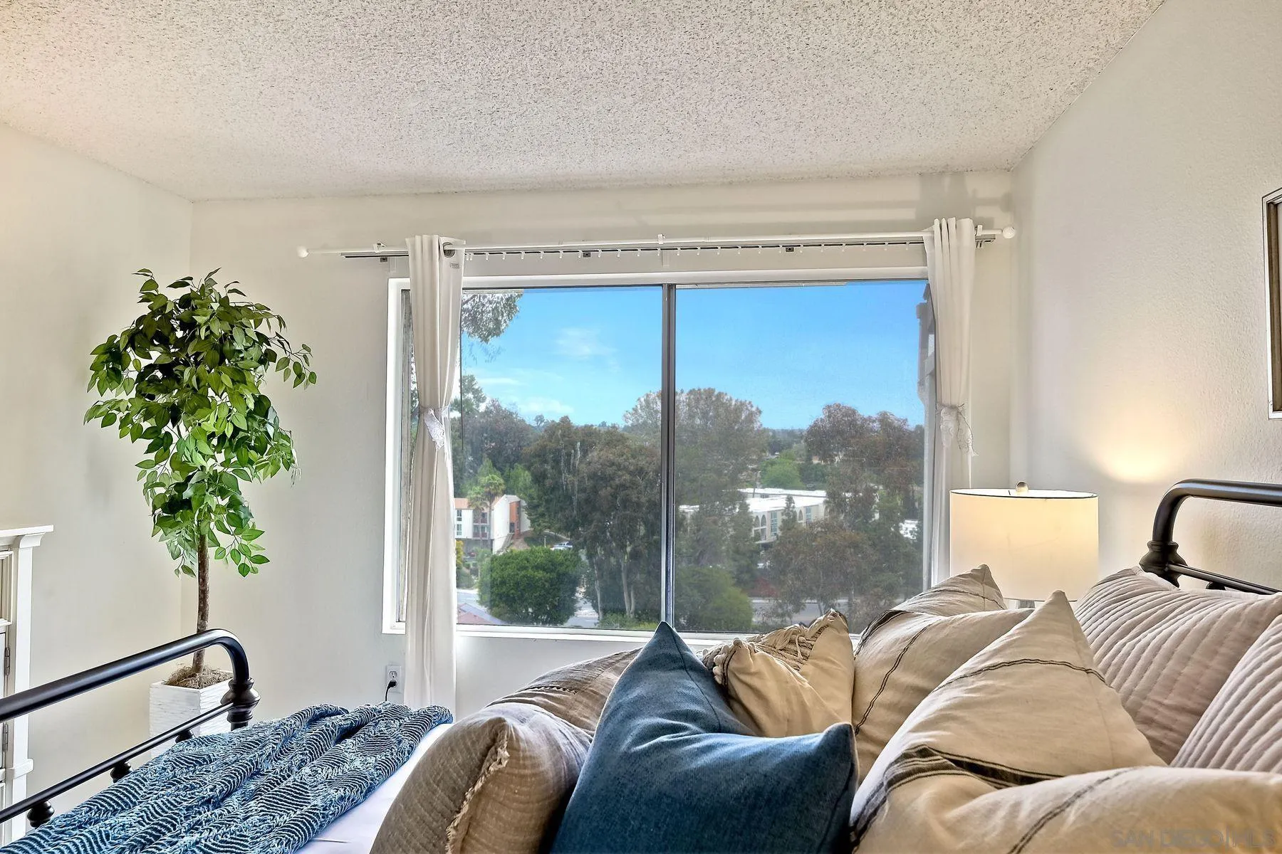 5430 Baltimore Dr Unit 81