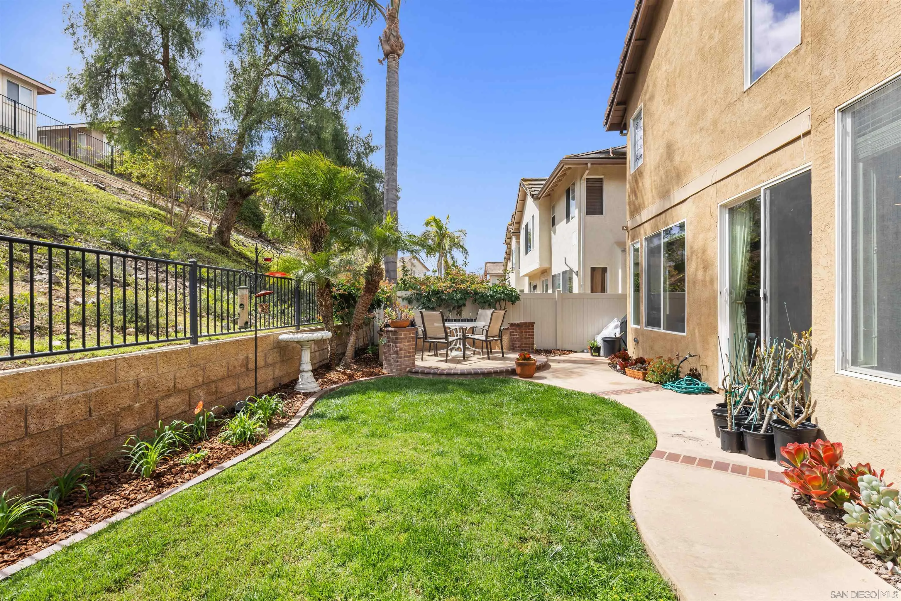 13793 Fontanelle Pl
