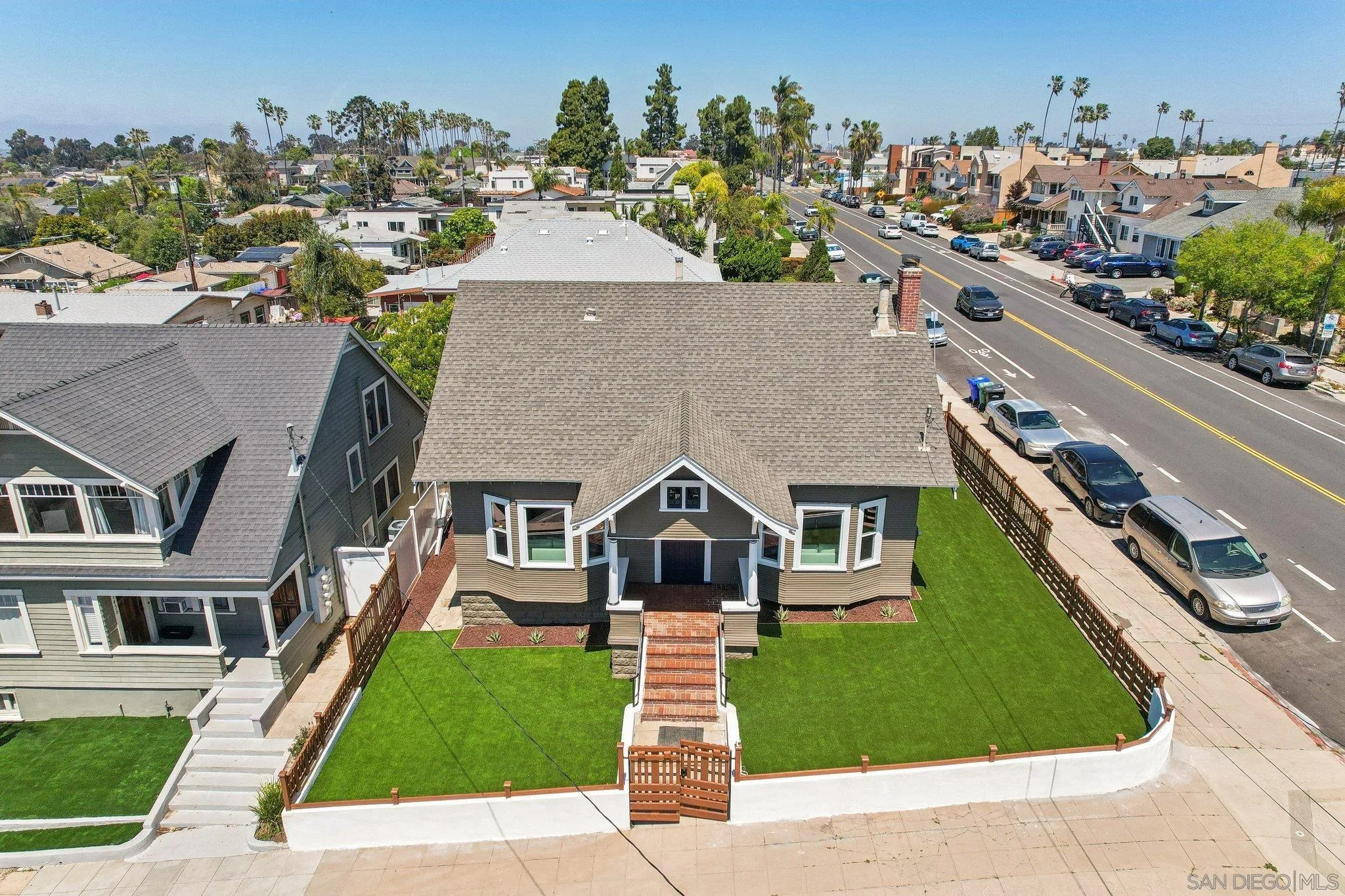 1440 Van Buren Ave