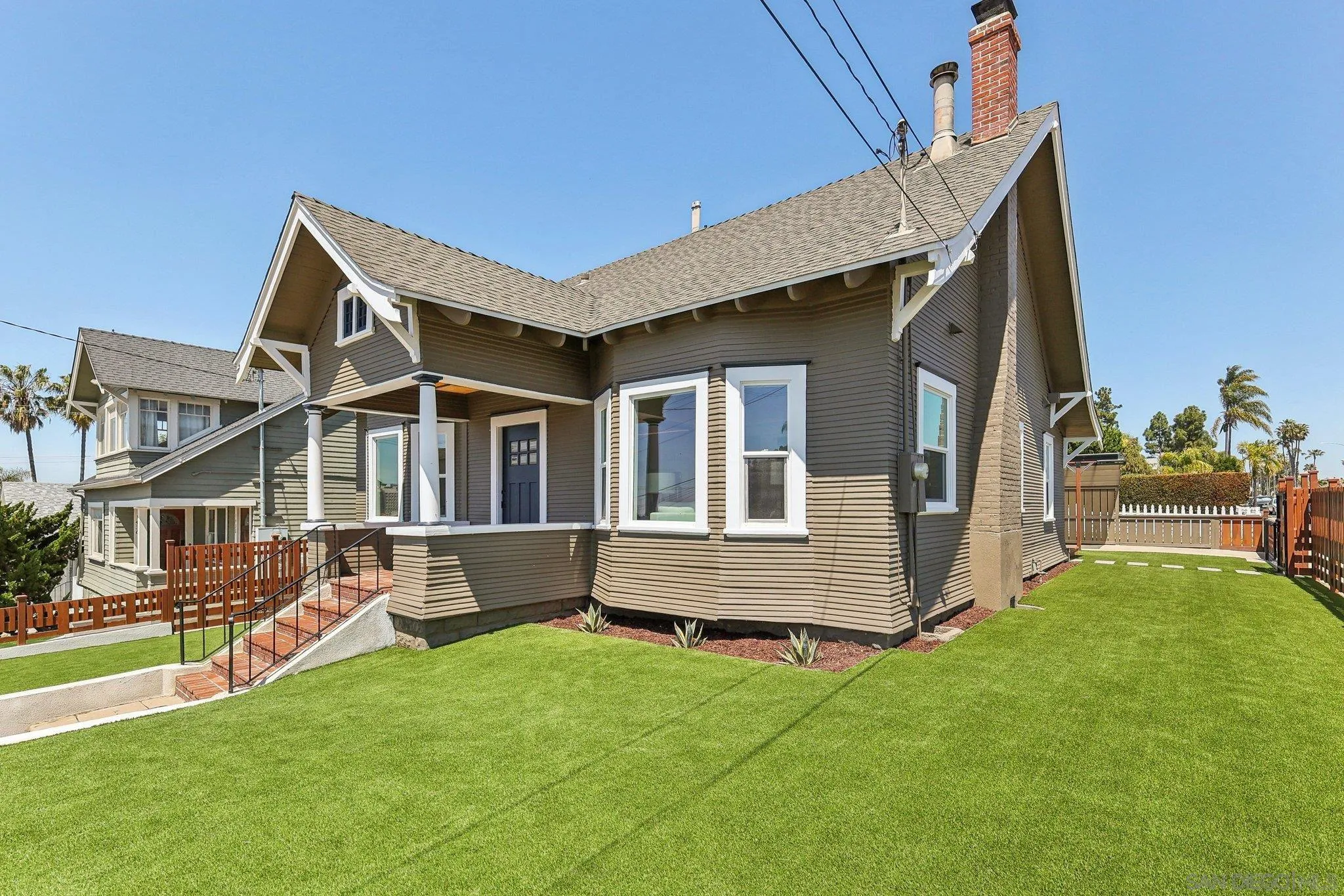 1440 Van Buren Ave
