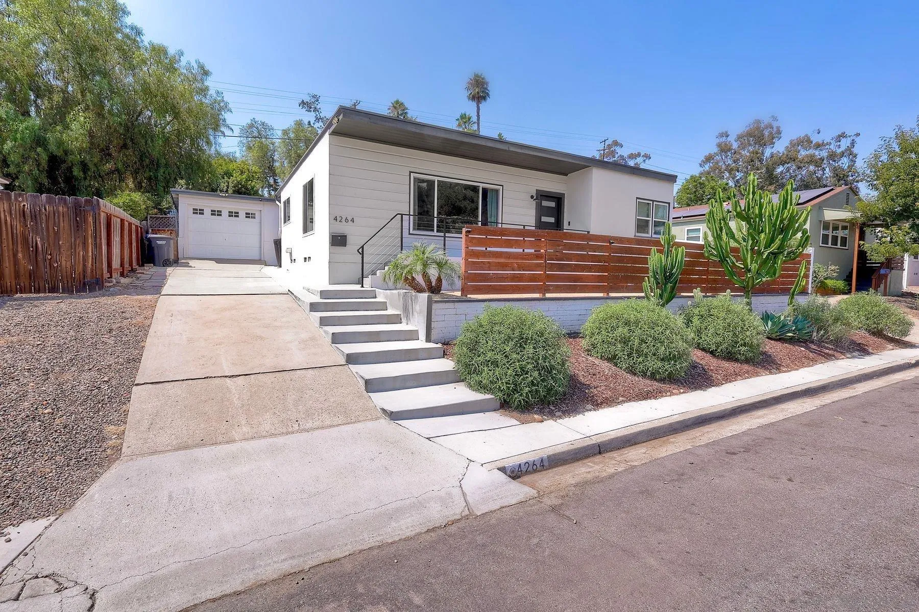 4264 Harbinson Ave
