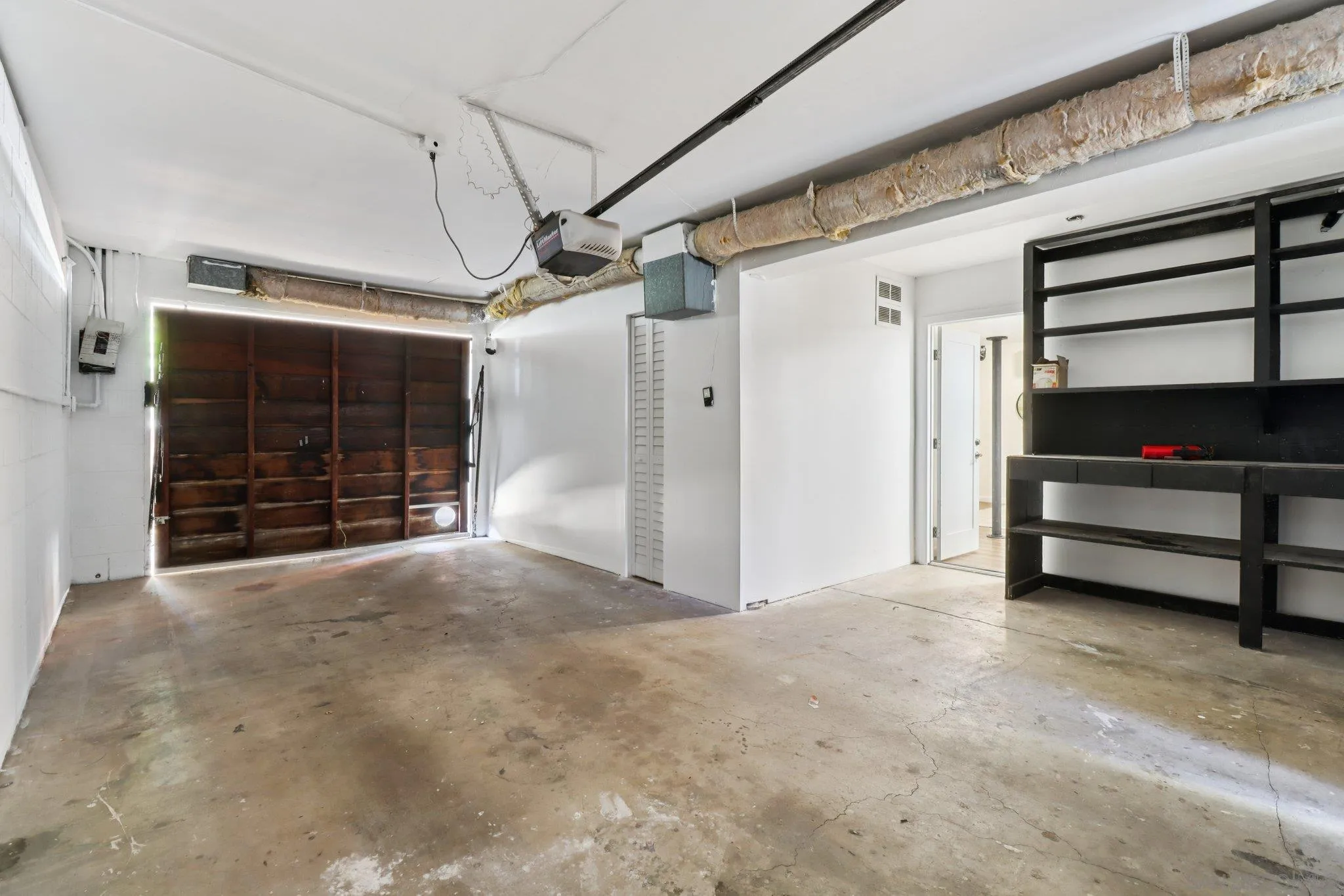 118 W 8th Ave