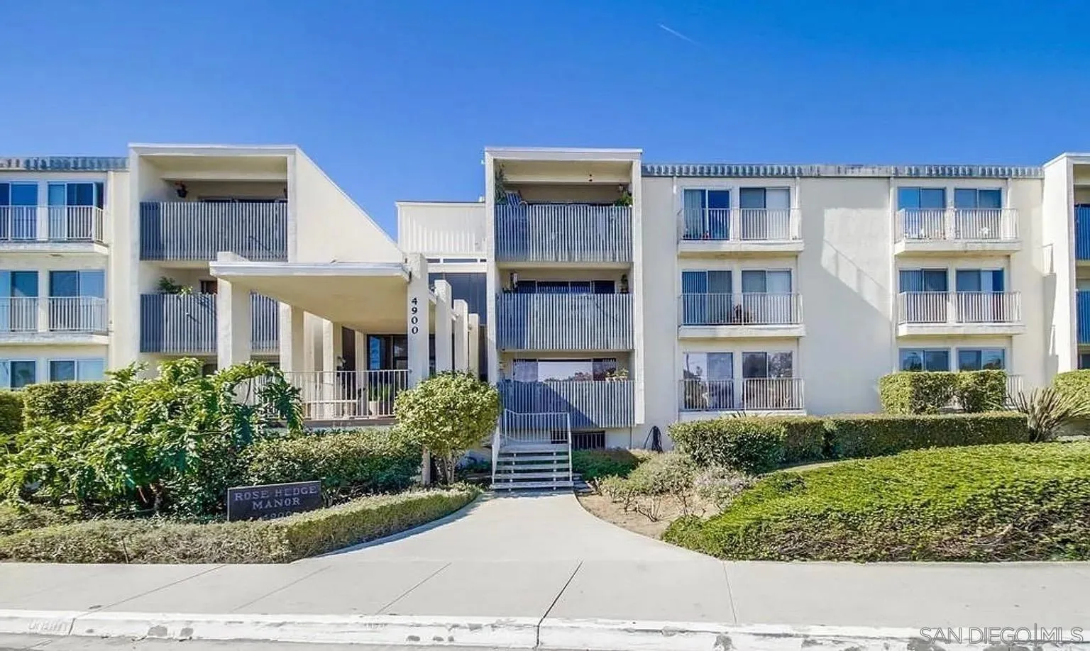 4900 Rosehedge Dr Unit 415