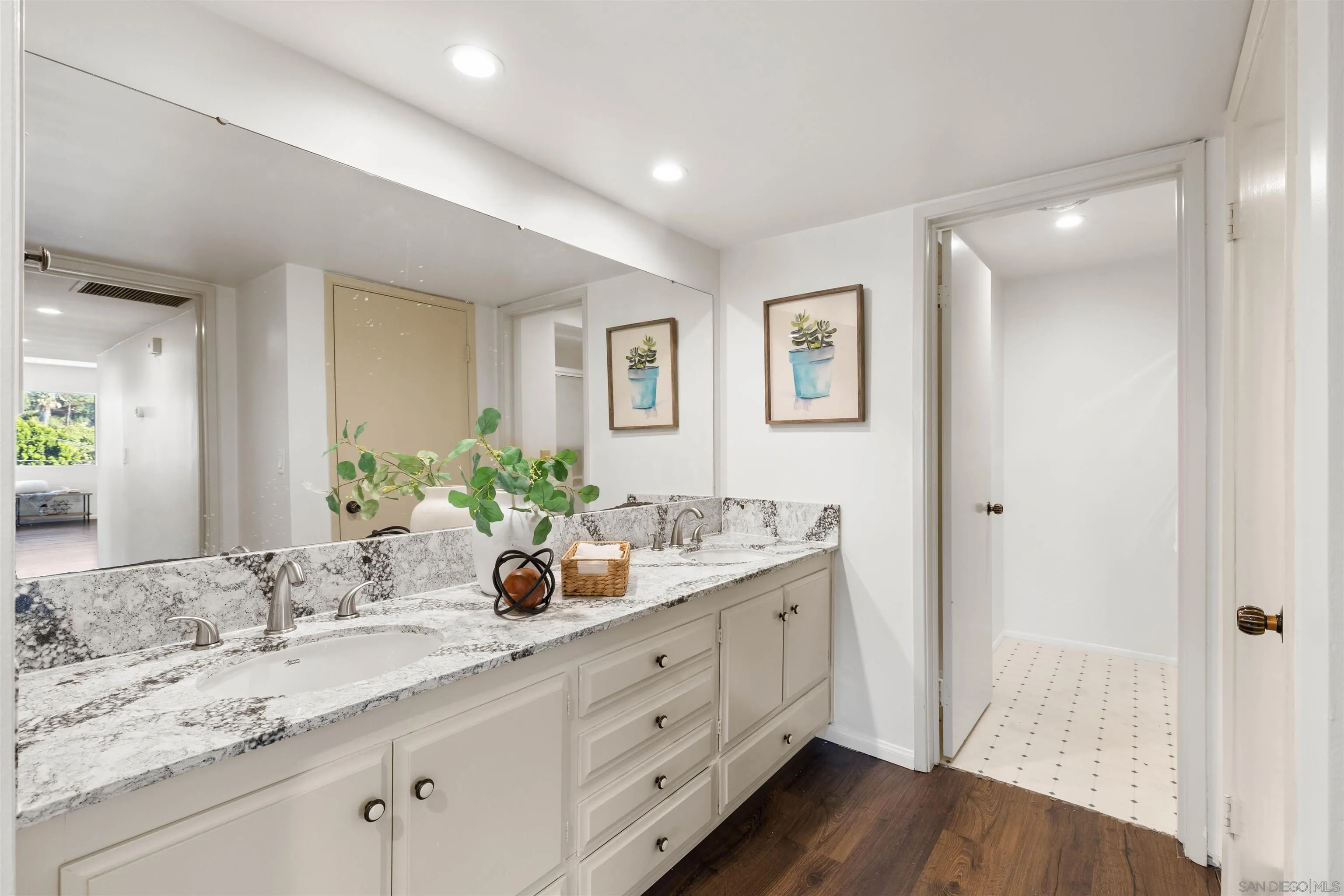 4900 Rosehedge Dr Unit 415