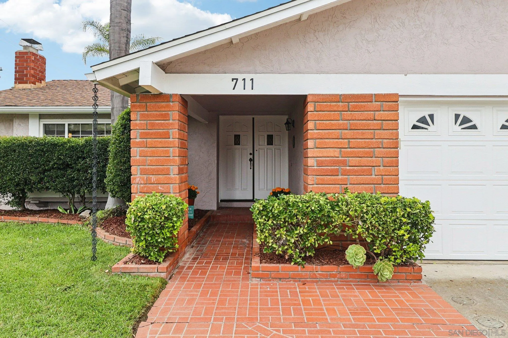 711 Danica Pl