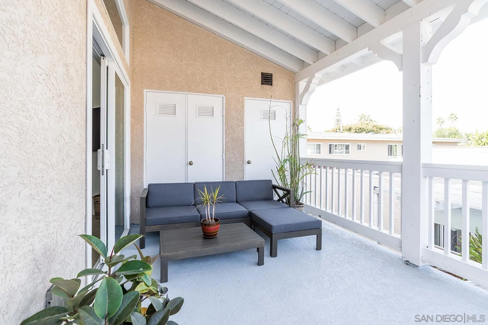 4851 Narragansett Ave