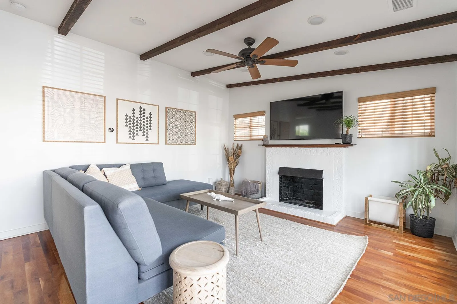 4851 Narragansett Ave