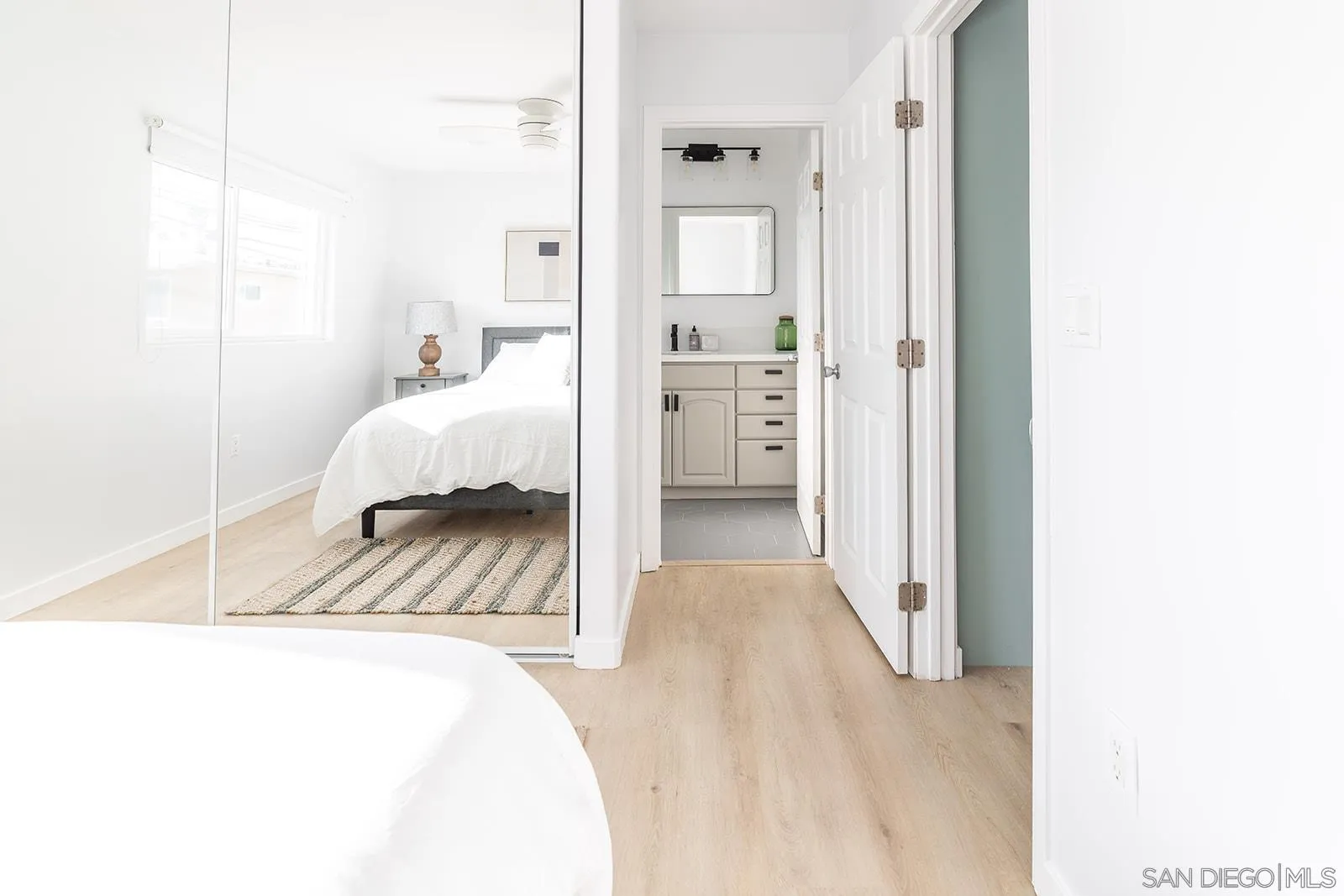 4851 Narragansett Ave