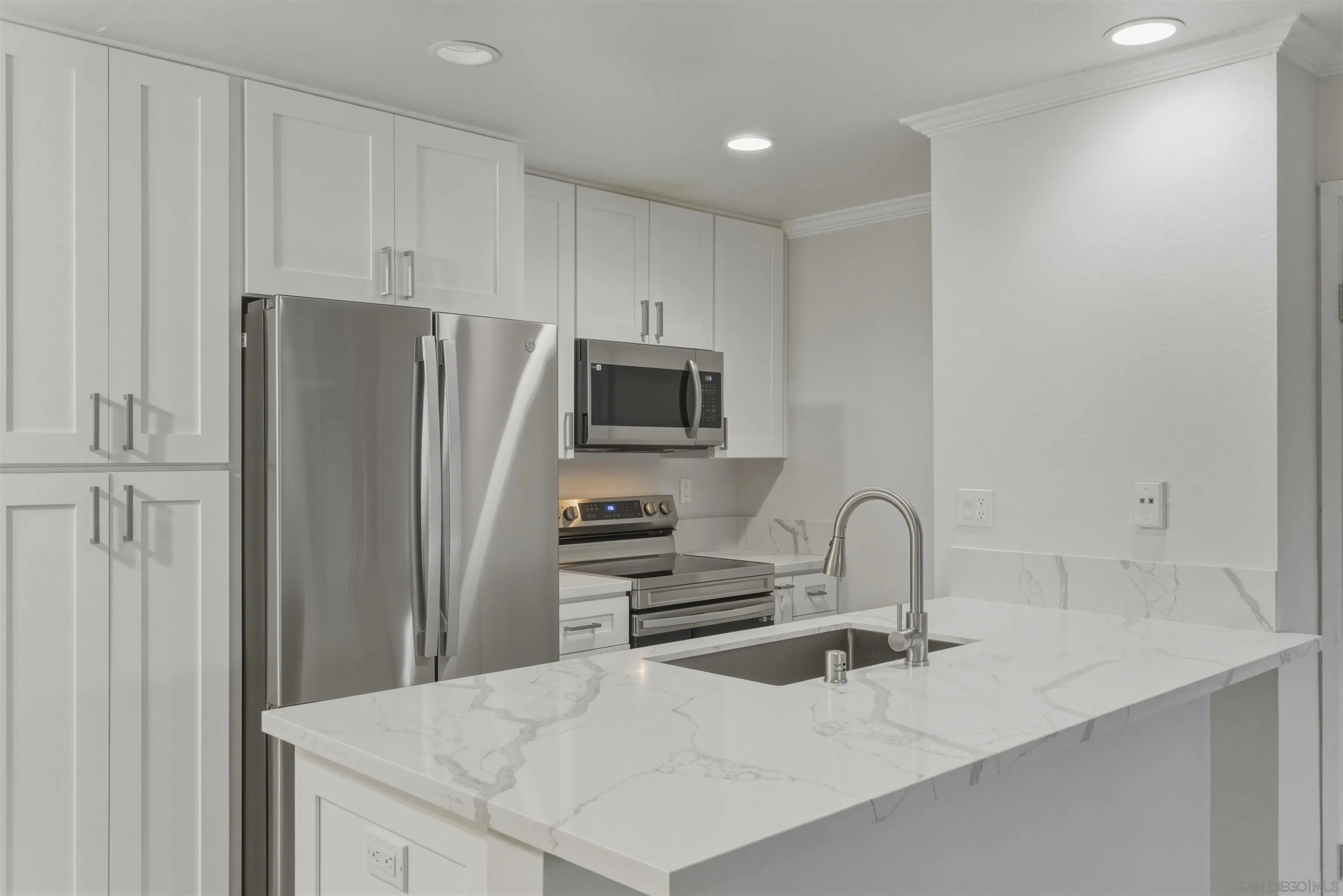 9229 Village Glen Dr Unit 136