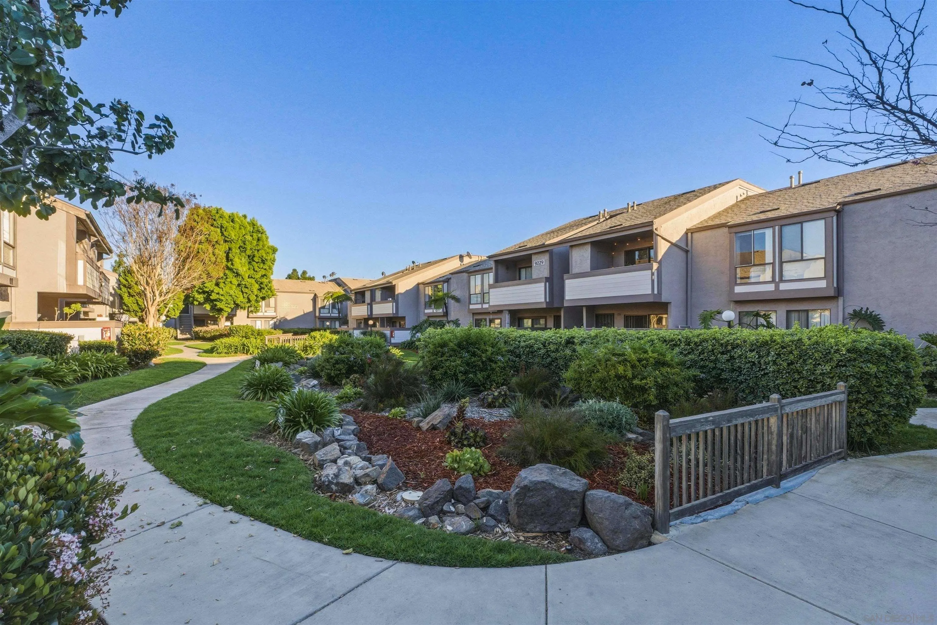 9229 Village Glen Dr Unit 136