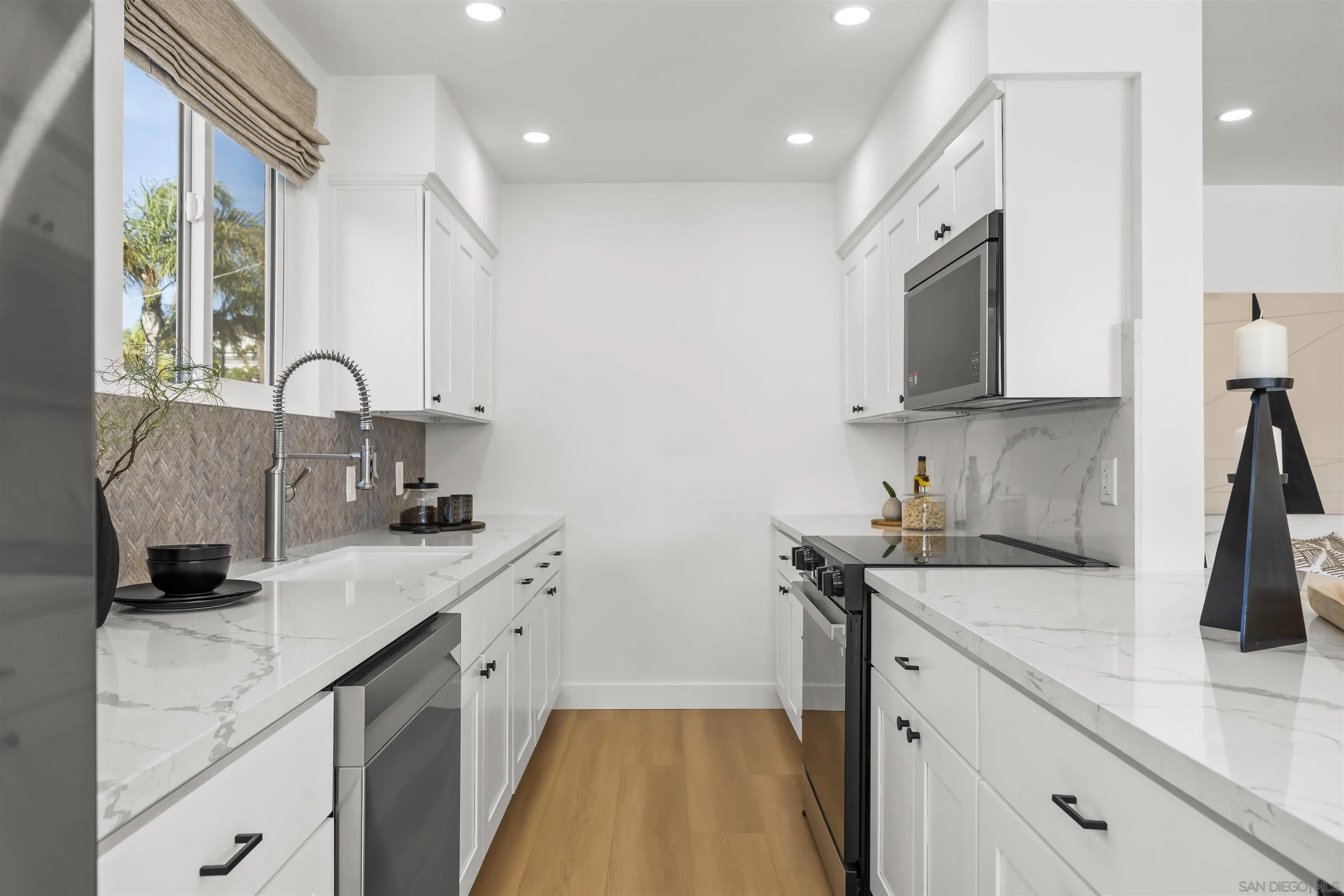 3920 Riviera Dr Unit A