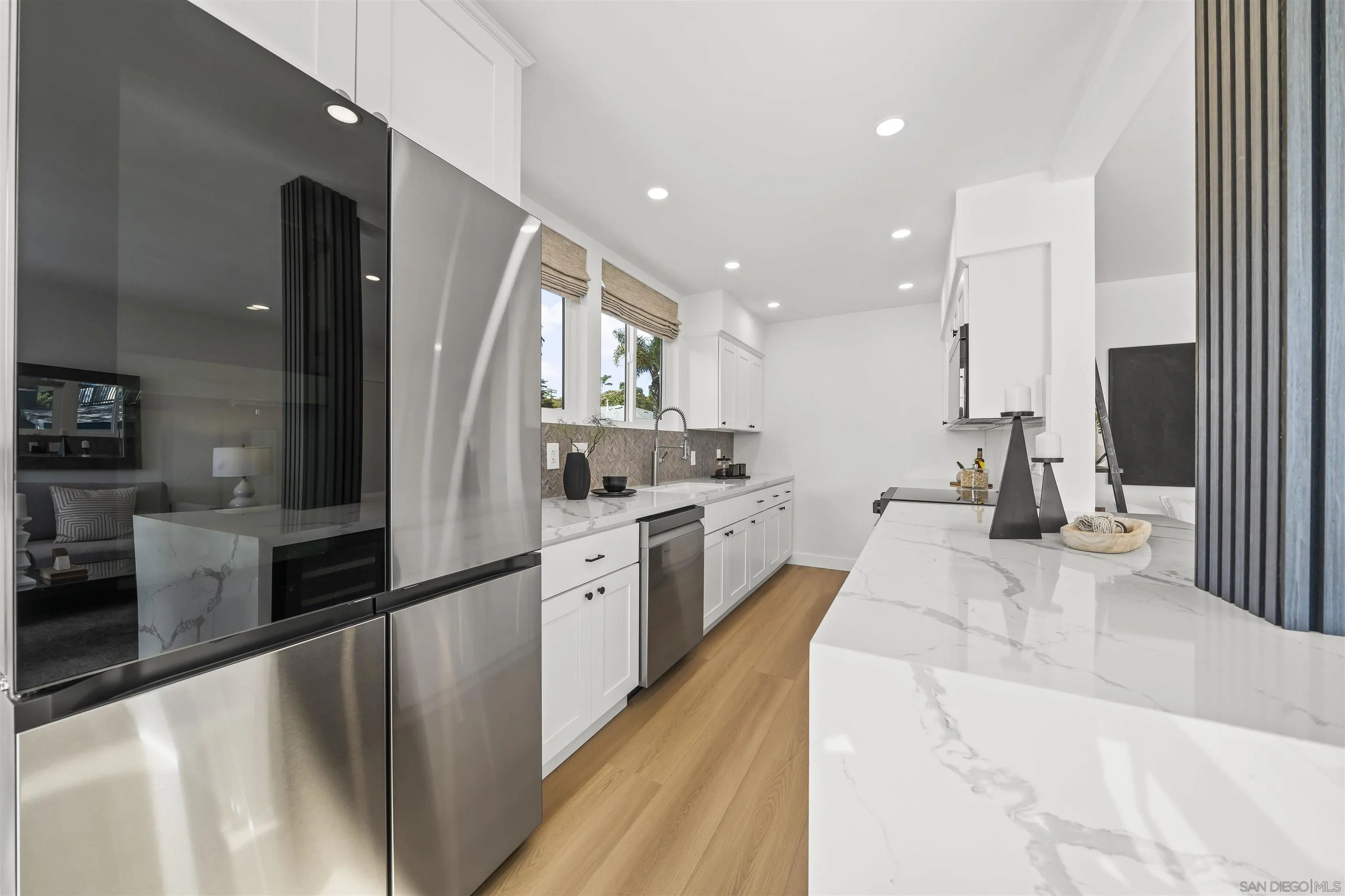 3920 Riviera Dr Unit A