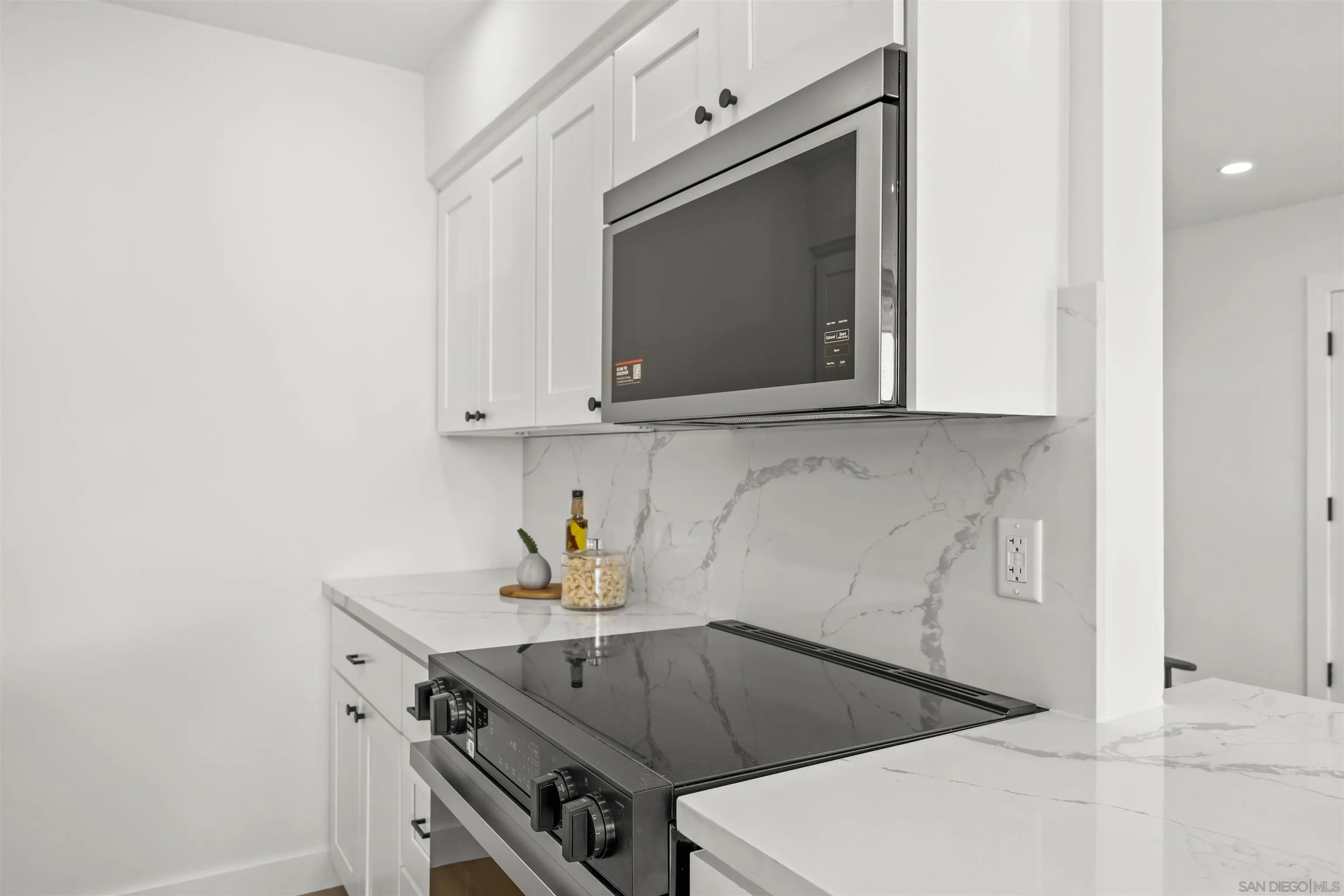 3920 Riviera Dr Unit A