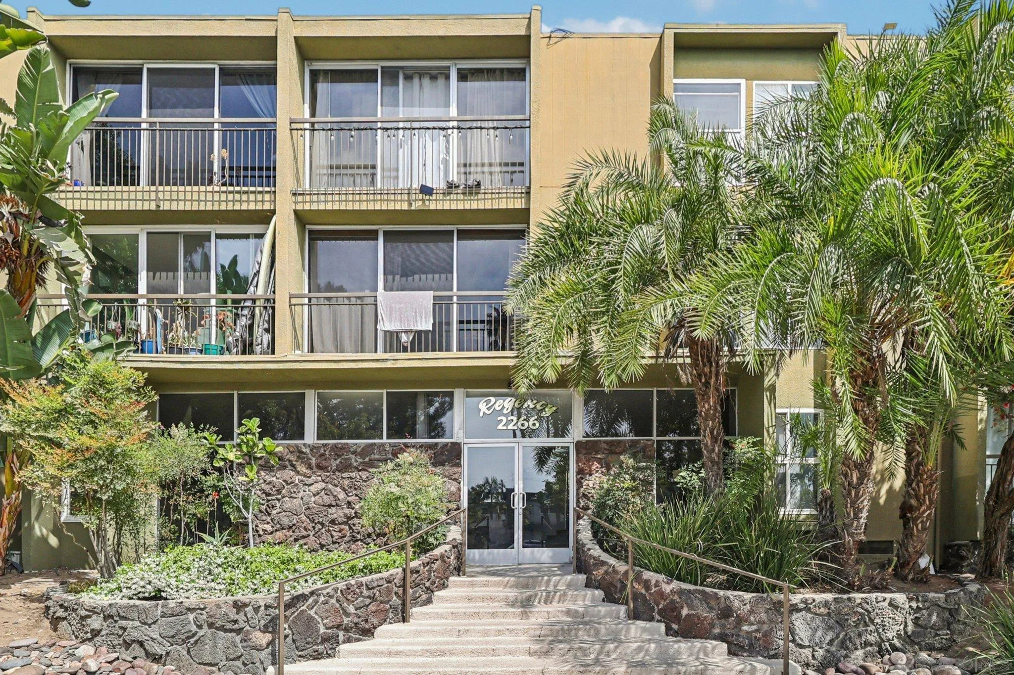 2266 Grand Unit 23