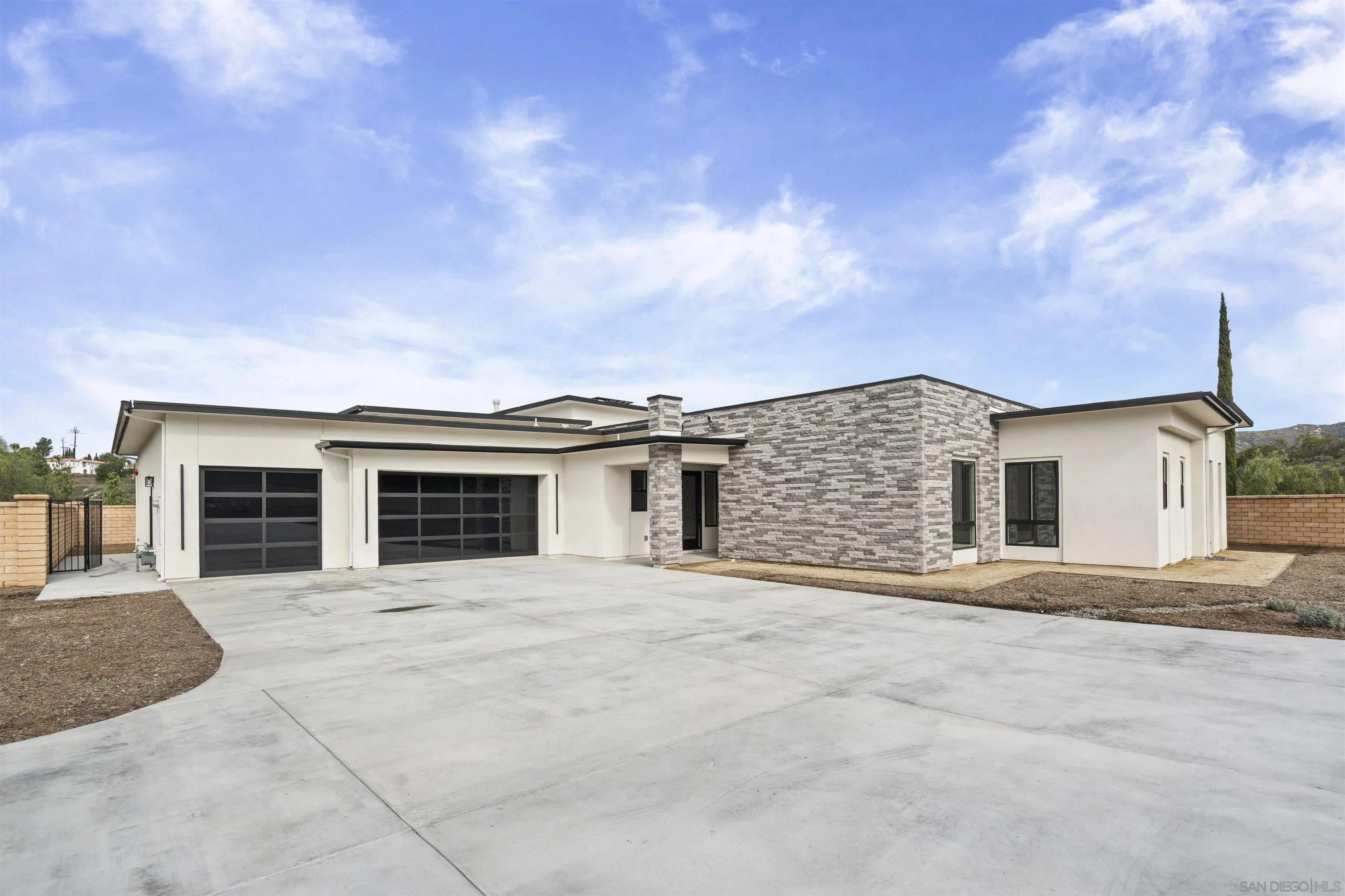 16925 Old Coach Rd