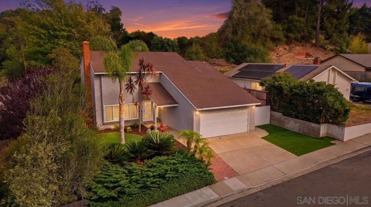 6783 Robbins Way