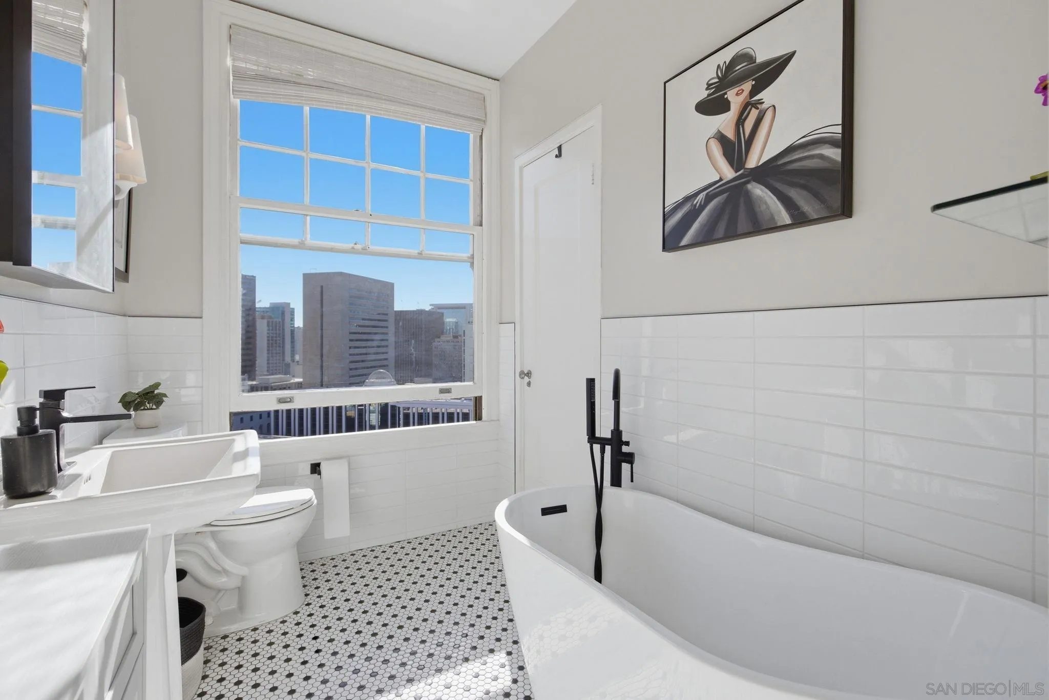 702 Ash St Unit 704