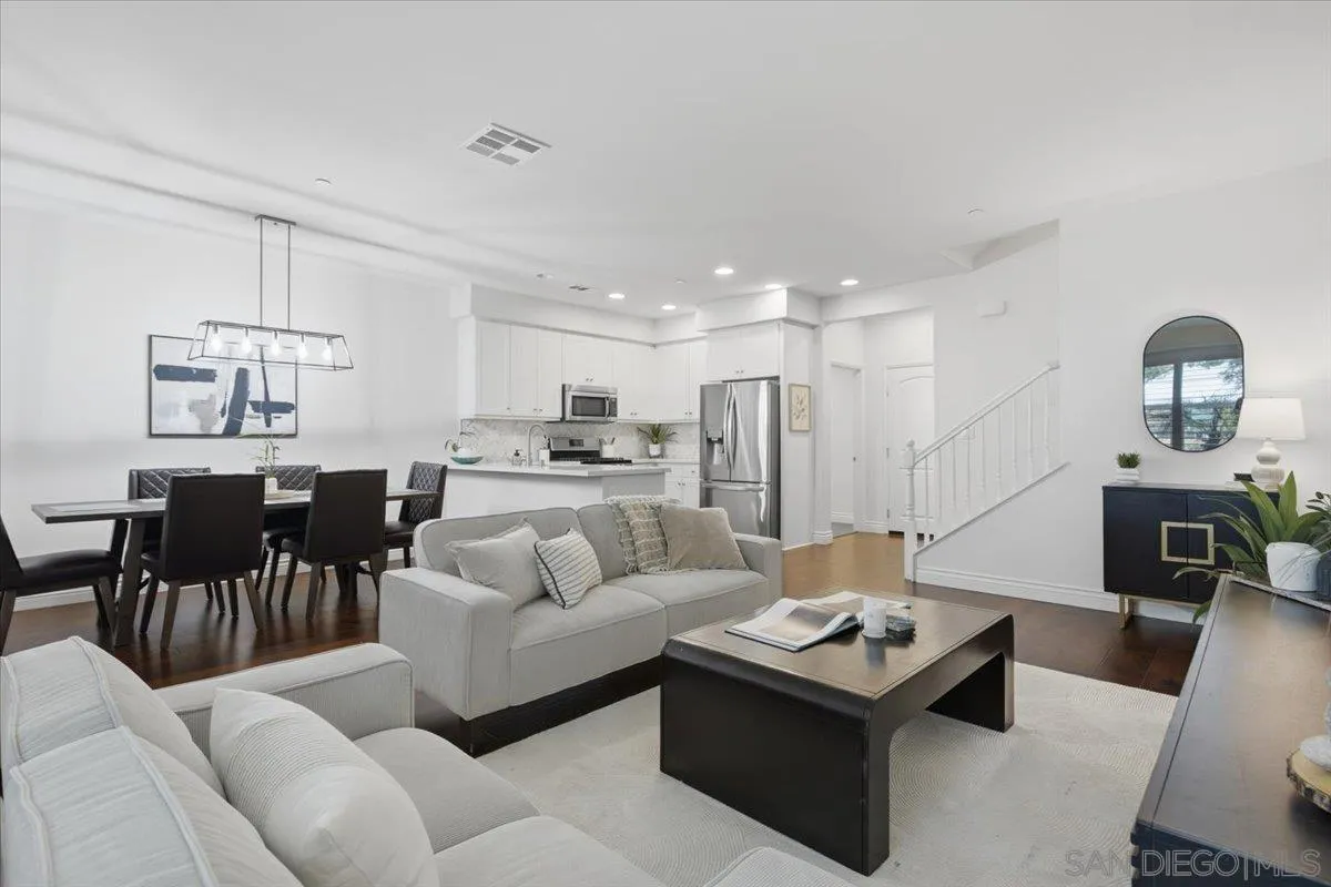 1360 Santa Victoria Unit 3