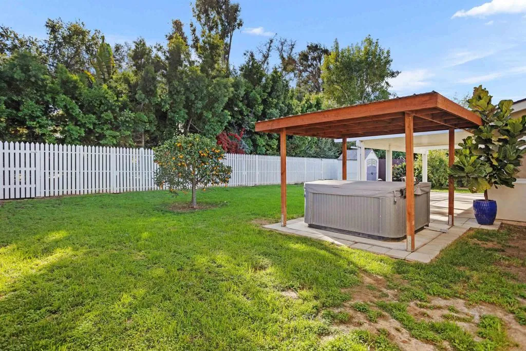 4015 Via Serra