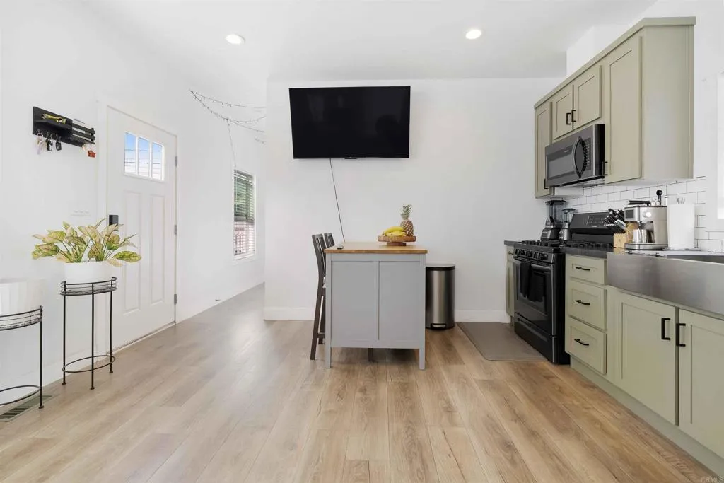 1369 E Main Unit 29
