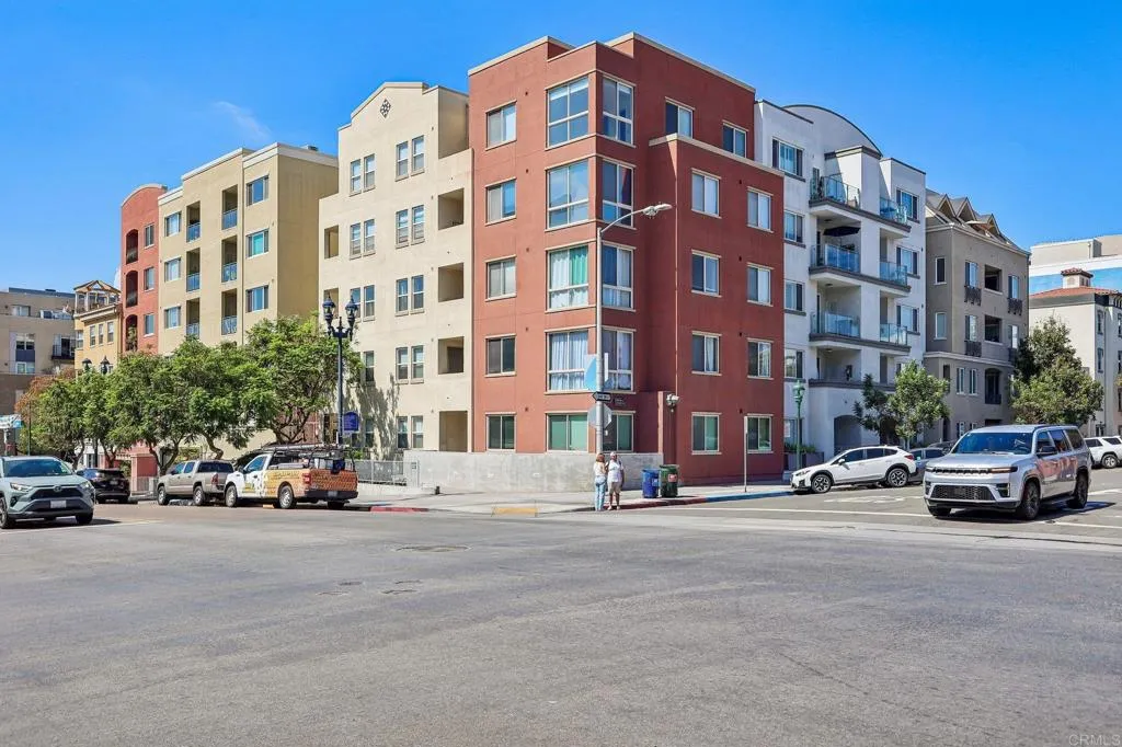1601 India Street Unit 211