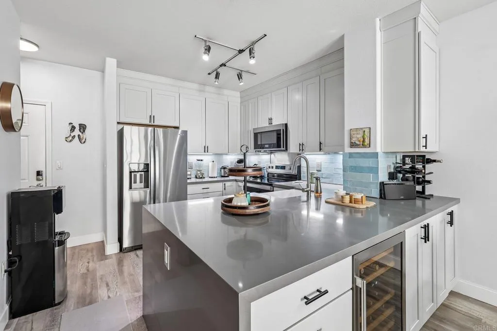 1601 India Street Unit 211