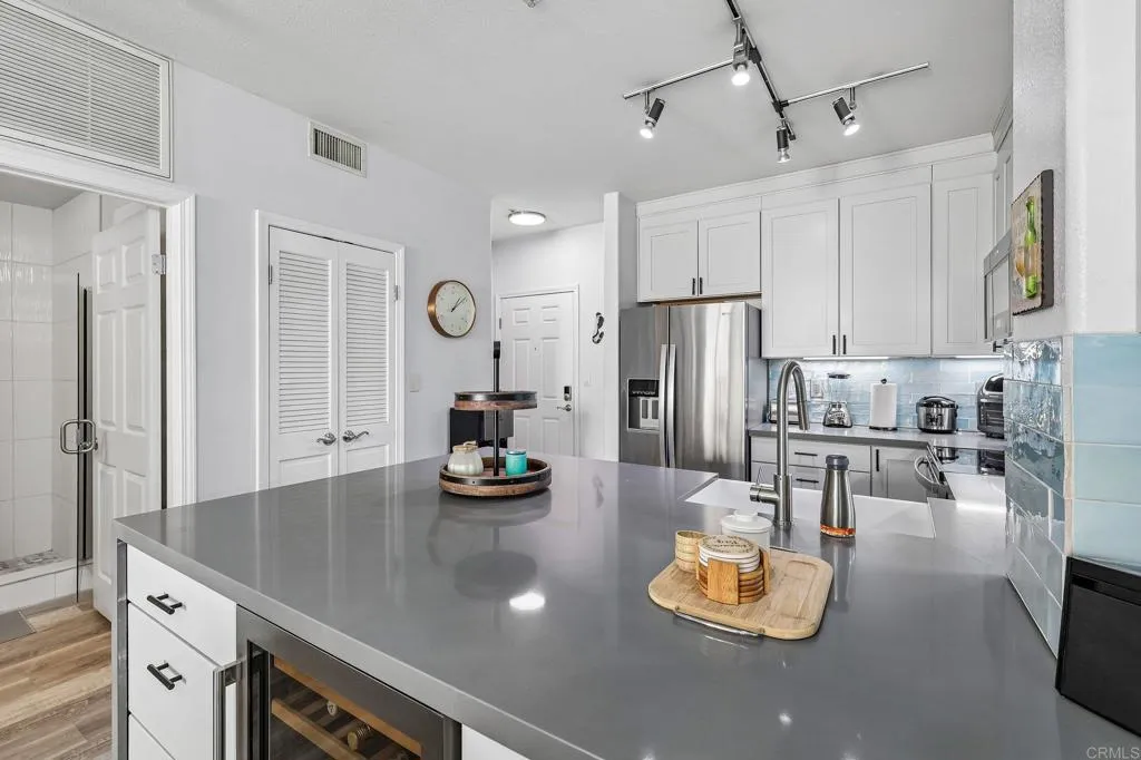 1601 India Street Unit 211