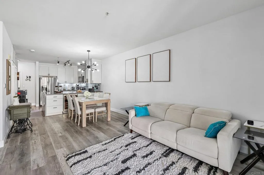 1601 India Street Unit 211