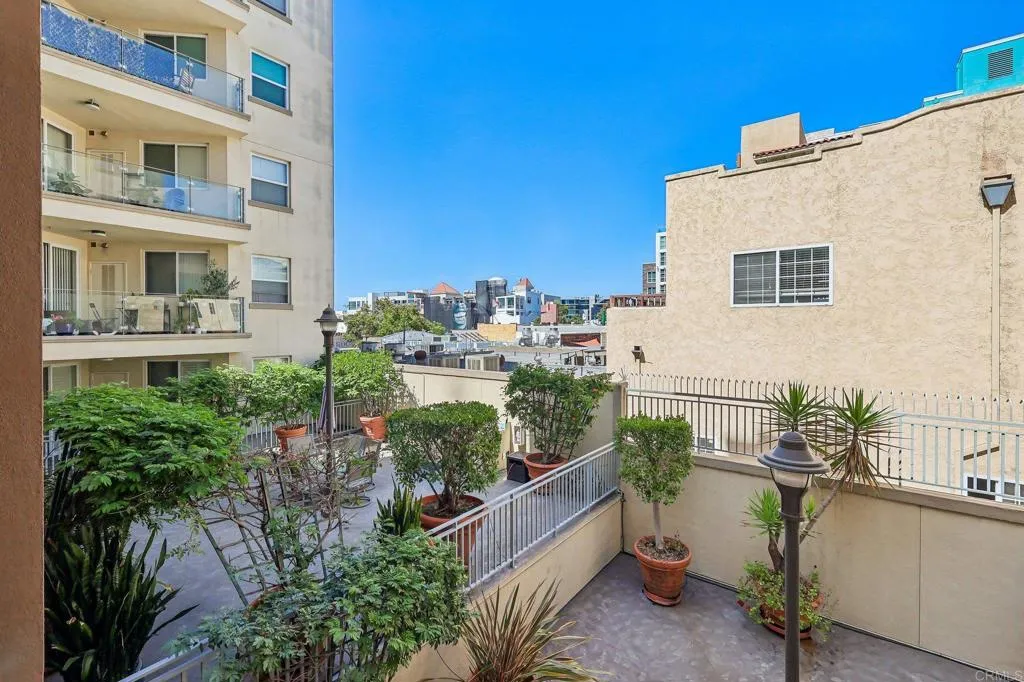 1601 India Street Unit 211