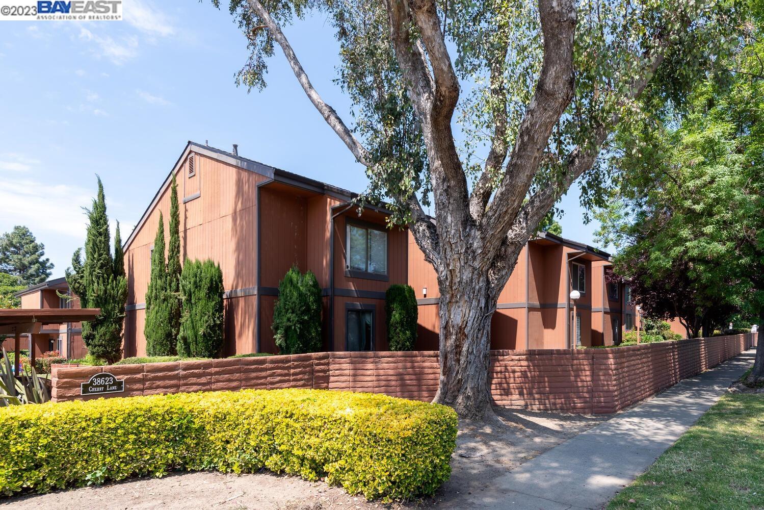 38623 Cherry Ln Unit: 211
