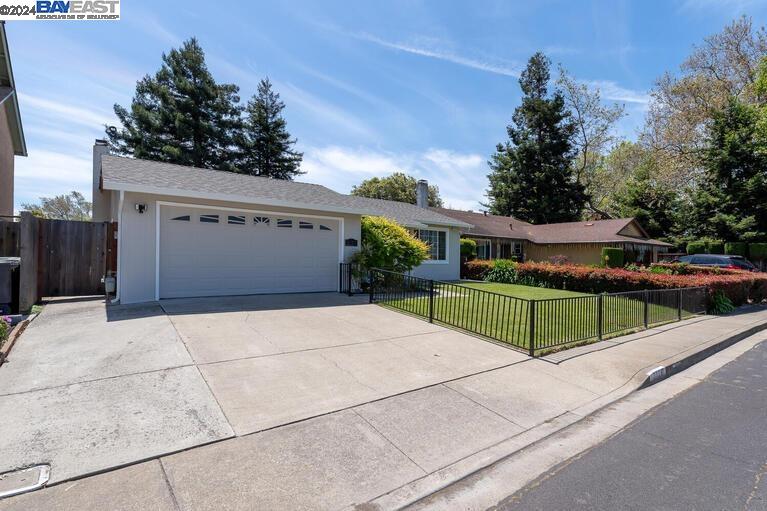 3178 San Rafael Way