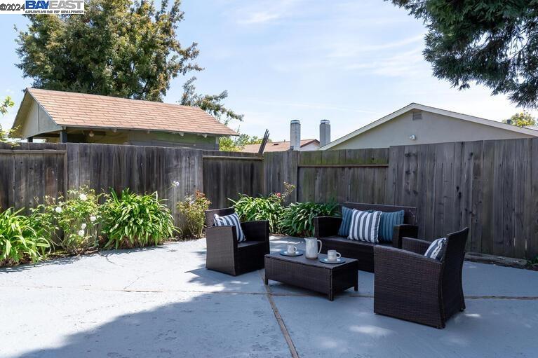 3178 San Rafael Way