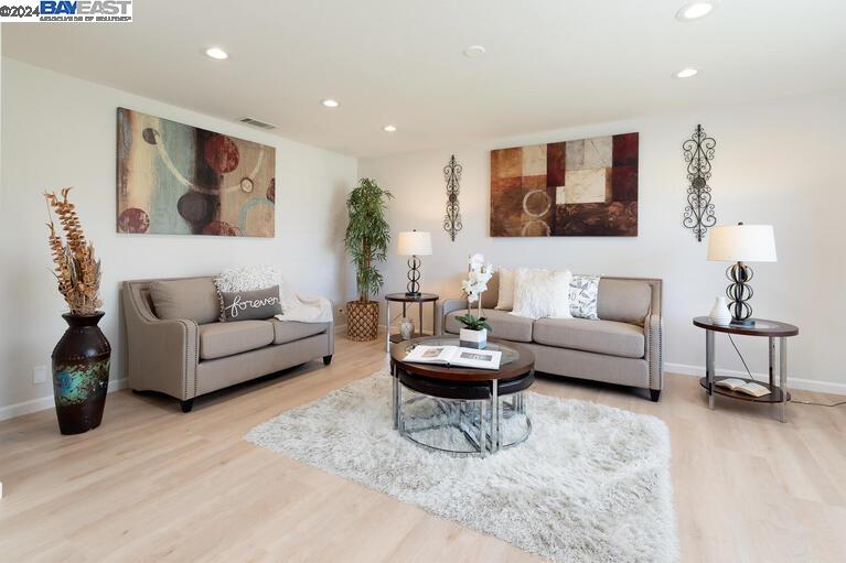 3178 San Rafael Way