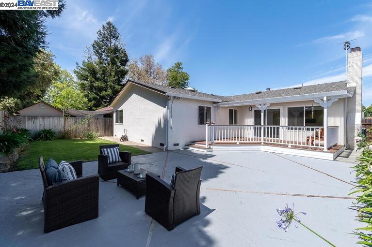 3178 San Rafael Way
