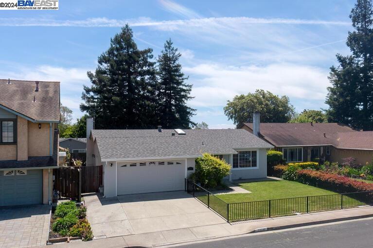 3178 San Rafael Way