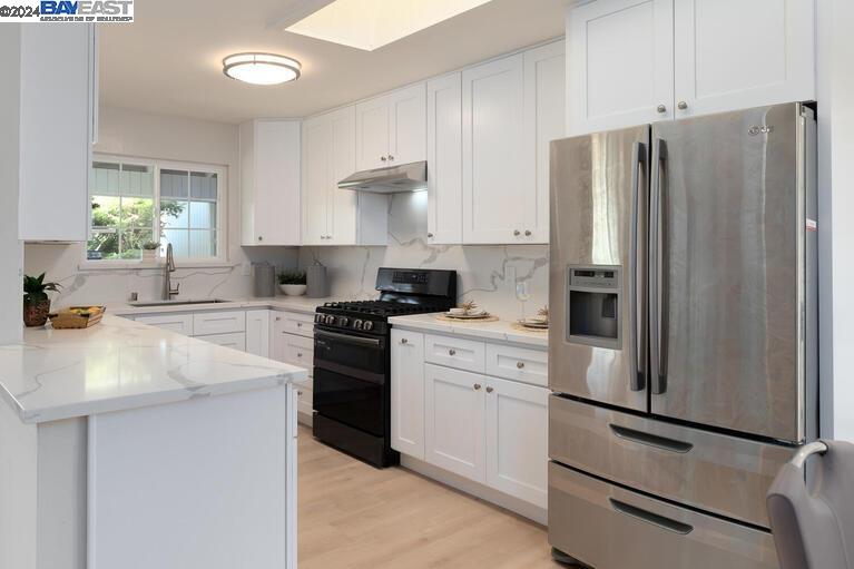 3178 San Rafael Way
