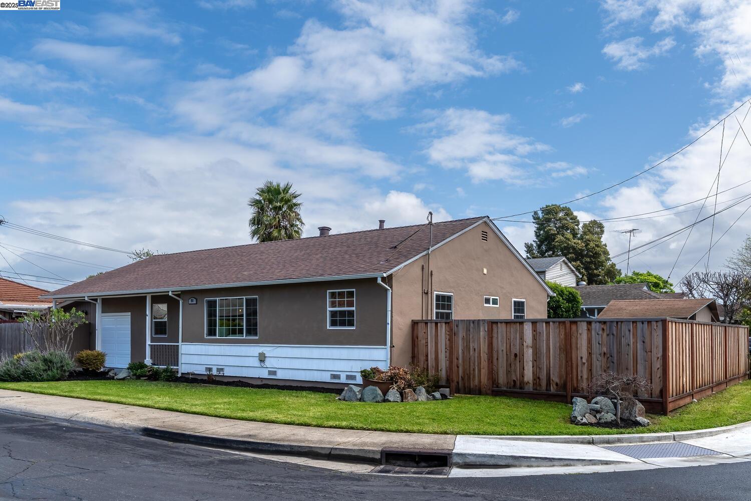 91 Geneva Ave