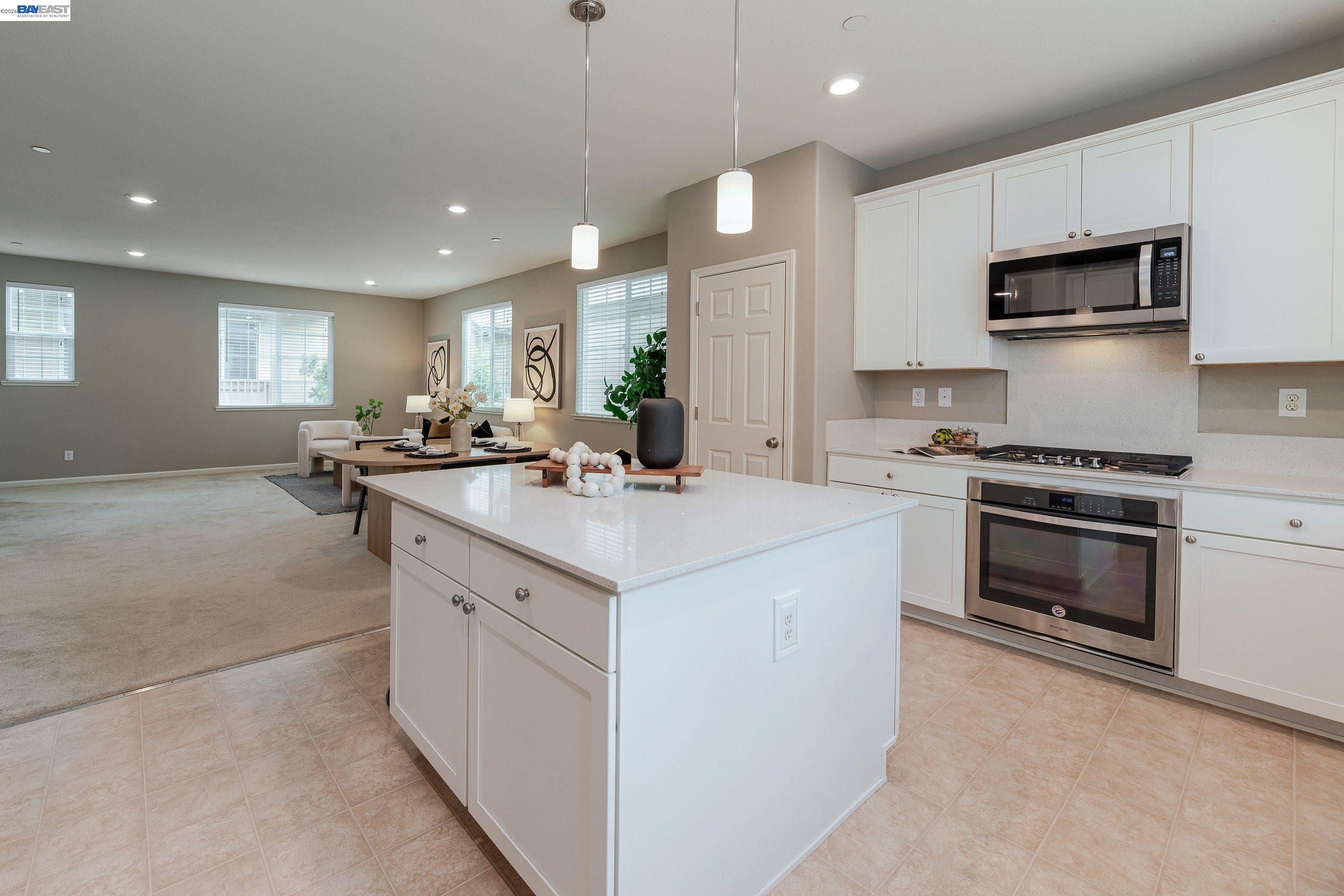 1114 Speros Ct