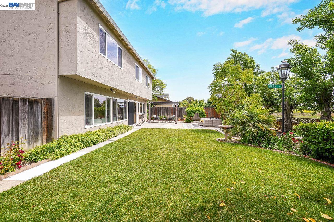 8135 Merion Dr